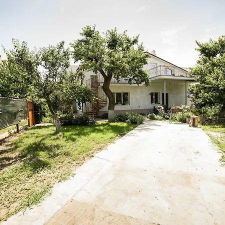 Zhemchuzhnaya Gavan * Odesa