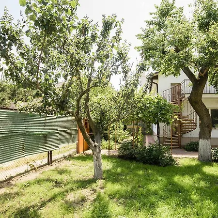 Zhemchuzhnaya Gavan Apartment Odesa