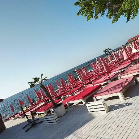 Zhemchuzhnaya Gavan Odesa