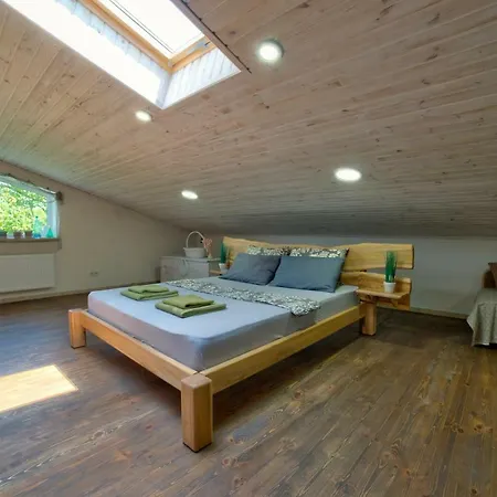 Zhemchuzhnaya Gavan Apartment Odesa